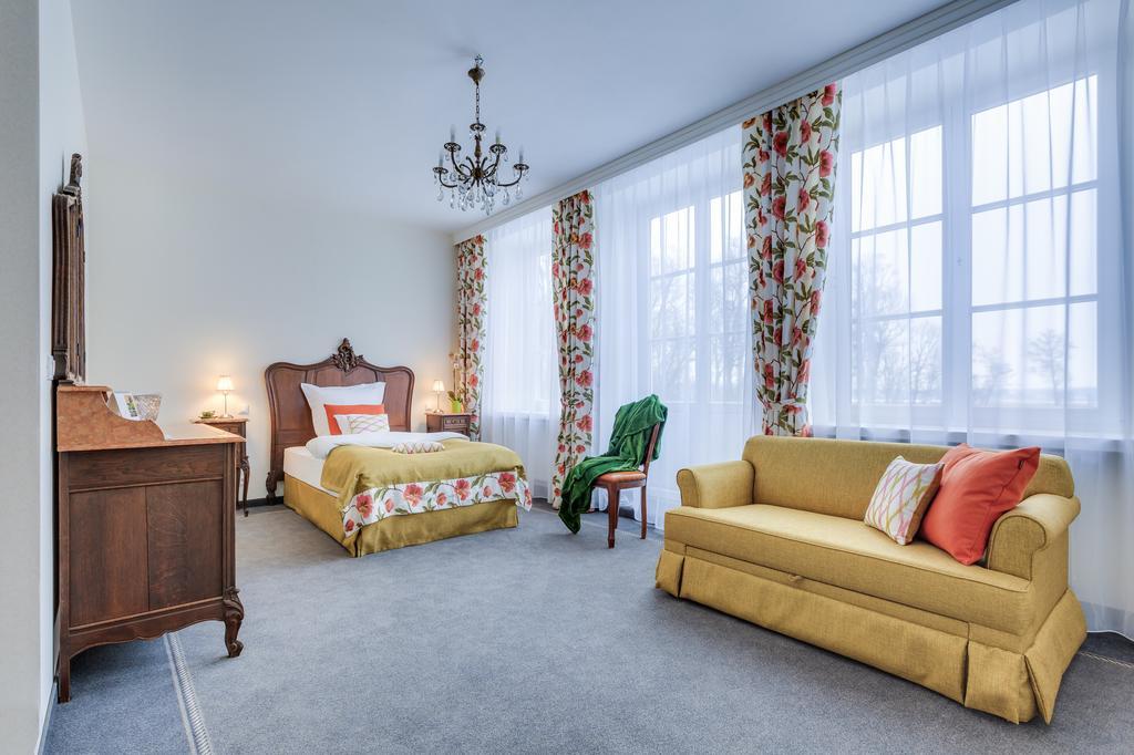 Talaria Resort&Spa Trojanow Bagian luar foto